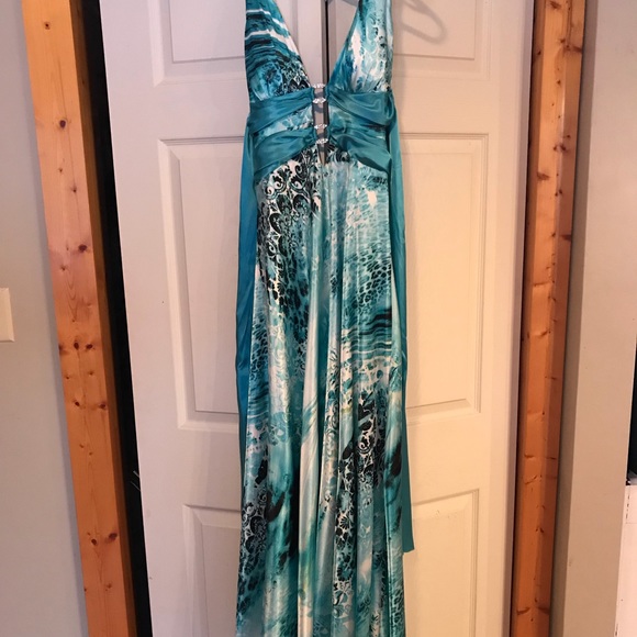 Floor-Length Formal Dress - Picture 1 of 6